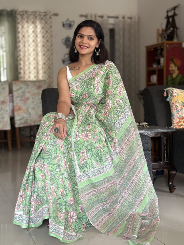 Gulshan Mulmul Cotton Saree